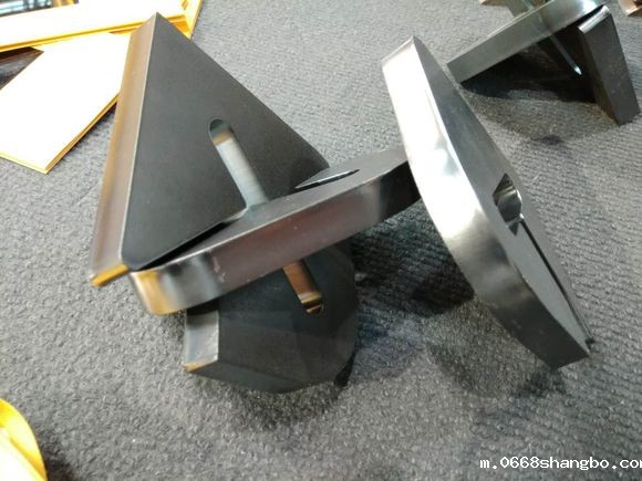 1570949836121052.jpg 0f56ae51f3deb48fab93fad9fb1f3a292cf5786f.jpg